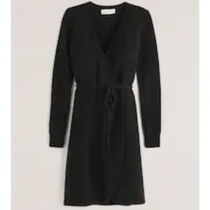 NWOT Abercrombie - Sweater Wrap Dress